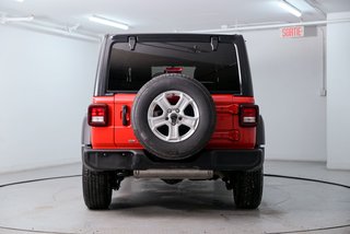 Jeep Wrangler Unlimited Sport 2021 à Brossard, Québec - 2 - w320h240px