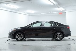 2023 Kia Forte LX,CAMERA DE RECUL, CARPLAY in Brossard, Quebec - 4 - w320h240px