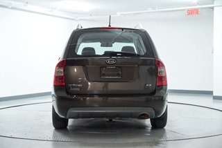 2012 Kia Rondo in Brossard, Quebec - 2 - w320h240px