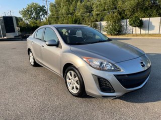 2011 Mazda 3 GX in Brossard, Quebec - 5 - w320h240px