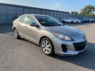 2012 Mazda 3 GX in Brossard, Quebec - 4 - w320h240px