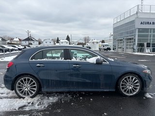 Mercedes-Benz A-Class A 250 2022 à Brossard, Québec - 5 - w320h240px