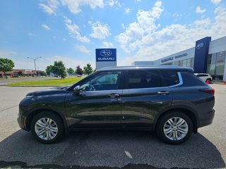 Mitsubishi Outlander SE,CARPLAY,AWD,LED 2024 à Brossard, Québec - 2 - w320h240px