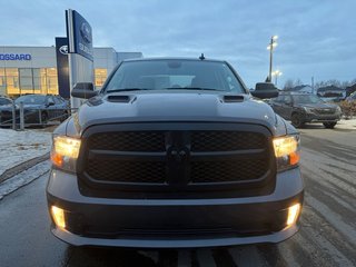 Ram 1500 Classic Express 2023 à Brossard, Québec - 2 - w320h240px
