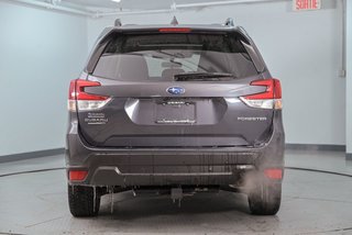 Subaru Forester Touring // CAMÉRA DE RECUL, BANC CHAUFFANT, TOIT P 2022 à Brossard, Québec - 2 - w320h240px