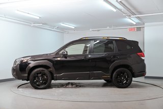 2023 Subaru Forester Wilderness // 2.5L, SIEGES CHAUFF., CARPLAY, TOIT in Brossard, Quebec - 3 - w320h240px