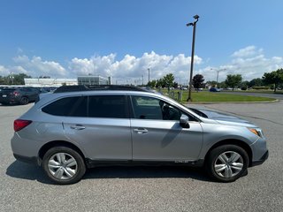 2015  Outback 2.5i in Brossard, Quebec - 3 - w320h240px