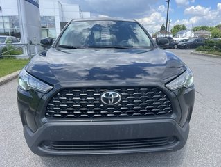 Toyota Corolla Cross LE 2023 à Brossard, Québec - 2 - w320h240px