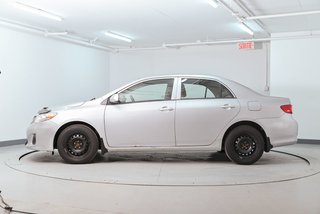 Toyota Corolla  2012 à Brossard, Québec - 4 - w320h240px