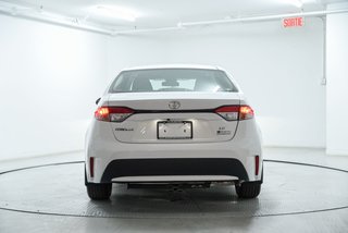 Toyota Corolla LE 2022 à Brossard, Québec - 2 - w320h240px