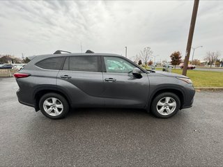 2020  Highlander LE in Brossard, Quebec - 3 - w320h240px