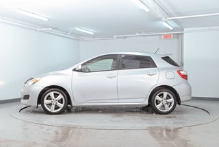 2010 Toyota Matrix XR in Brossard, Quebec - 4 - w320h240px