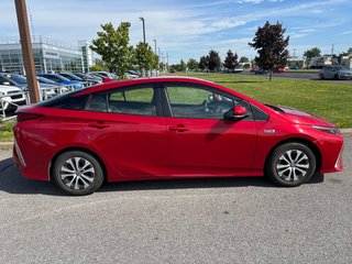2021 Toyota PRIUS PRIME UPGRADE in Brossard, Quebec - 4 - w320h240px