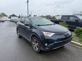 Toyota RAV4 XLE 2018 à Brossard, Québec - 3 - w320h240px