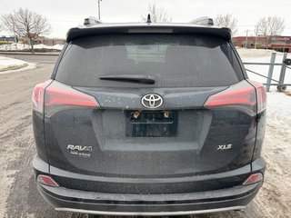 2018 Toyota RAV4 XLE in Brossard, Quebec - 4 - w320h240px