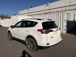 Toyota RAV4 Hybrid LE+ 2018 à Brossard, Québec - 3 - w320h240px