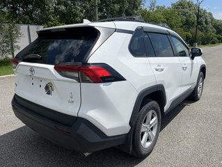 2019 Toyota RAV4 LE in Brossard, Quebec - 6 - w320h240px