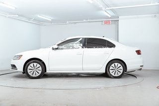 Volkswagen Jetta Sedan Wolfsburg Edition 2017 à Brossard, Québec - 4 - w320h240px