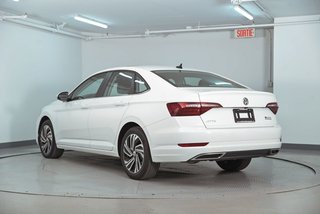 2020 Volkswagen Jetta Execline in Brossard, Quebec - 3 - w320h240px