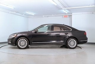 Volkswagen Passat Comfortline 2017 à Brossard, Québec - 4 - w320h240px