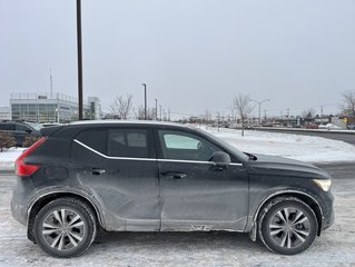 2024 Volvo XC40 Plus Bright Theme in Brossard, Quebec - 5 - w320h240px