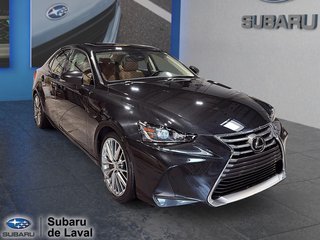 2017 Lexus IS 300 in Laval, Quebec - 3 - w320h240px