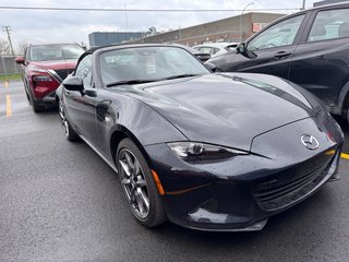 Mazda MX-5 GT 2021 à Laval, Québec - 3 - w320h240px