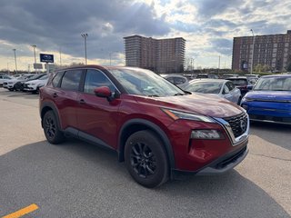 Nissan Rogue S 2023 à Terrebonne, Québec - 5 - w320h240px