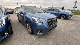 2022 Subaru Forester Touring in Laval, Quebec - 5 - w320h240px