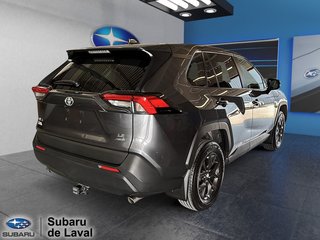 Toyota RAV4 LE 2023 à Laval, Québec - 5 - w320h240px