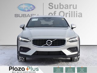 2022 Volvo V60 Cross Country T5