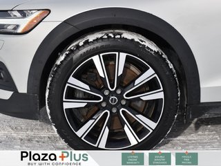 2022 Volvo V60 Cross Country T5