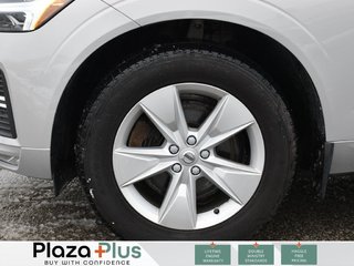 2022 Volvo XC60 MOMENTUM