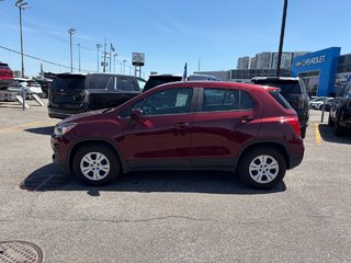 2017 Chevrolet Trax LS in Saint-Jérôme, Quebec - 3 - w320h240px