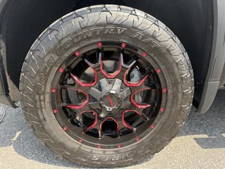 2022 GMC Sierra AT4 in Charlemagne, Quebec - 6 - w320h240px
