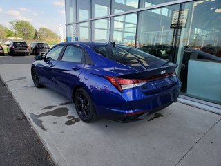 2023 Hyundai Elantra Preferred in Saint-Jérôme, Quebec - 5 - w320h240px