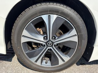2019 Nissan LEAF SV in Saint-Jérôme, Quebec - 6 - w320h240px