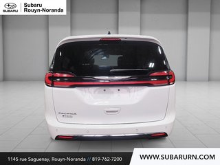 Chrysler Passenger Vans Pacifica Touring 2023 à Rouyn-Noranda, Québec - 3 - w320h240px