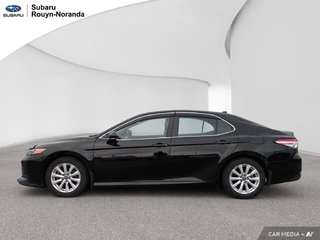 2018 Toyota Cars Camry LE in Rouyn-Noranda, Quebec - 3 - w320h240px
