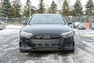 Audi A4 Sedan Komfort, AWD, Cuir Toit ouvrant Mags, Carplay 2024 à Sainte-Julie, Québec - 4 - w320h240px