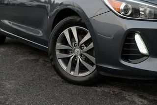 Hyundai Elantra GT GL, Volant chauffant Sièges chauffants 2018 à Sainte-Julie, Québec - 3 - w320h240px