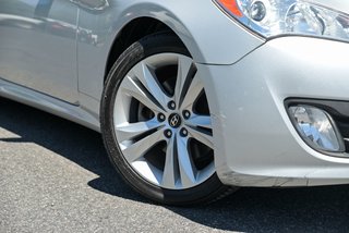 2011 Hyundai Genesis Coupe Premium in Sainte-Julie, Quebec - 3 - w320h240px