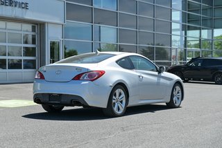 2011 Hyundai Genesis Coupe Premium in Sainte-Julie, Quebec - 6 - w320h240px