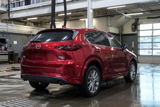 2022 Mazda CX-5 Signature. bancs chauffants, Carplay in Sainte-Julie, Quebec - 6 - w320h240px