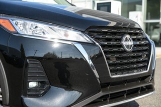 Nissan Kicks SV Carplay Volant chauffant Bluetooth 2024 à Sainte-Julie, Québec - 2 - w320h240px