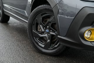 2024 Subaru Crosstrek Onyx, carplay, toit ouvrant in Sainte-Julie, Quebec - 3 - w320h240px