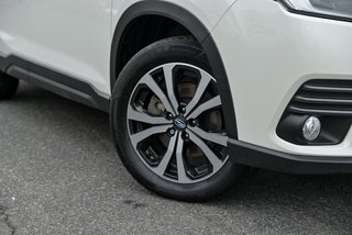 2023 Subaru Forester Limited,Carplay,Toit ouvrant,Volant chauffant in Sainte-Julie, Quebec - 3 - w320h240px