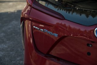 2020 Toyota PRIUS PRIME Upgrade Cuir Sièges chauffants Navi Carplay in Sainte-Julie, Quebec - 6 - w320h240px