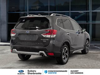 2022 Subaru Forester Premier in Sherbrooke, Quebec - 5 - w320h240px