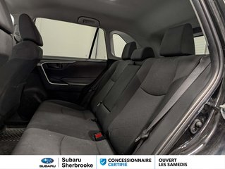 2022 Toyota RAV4 LE in Sherbrooke, Quebec - 6 - w320h240px
